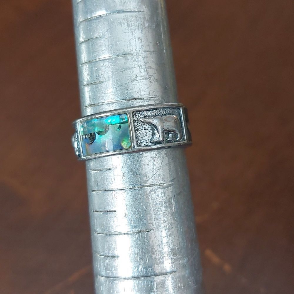 Polar Bear With Scenic Abalone Inlay Silver Tone Ring Size 8.5